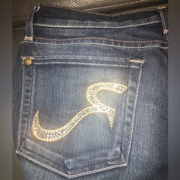 Rock & Republic Size 30 Dark Denim Blue Jeans with Rhinestones. - Picture 8 of 14